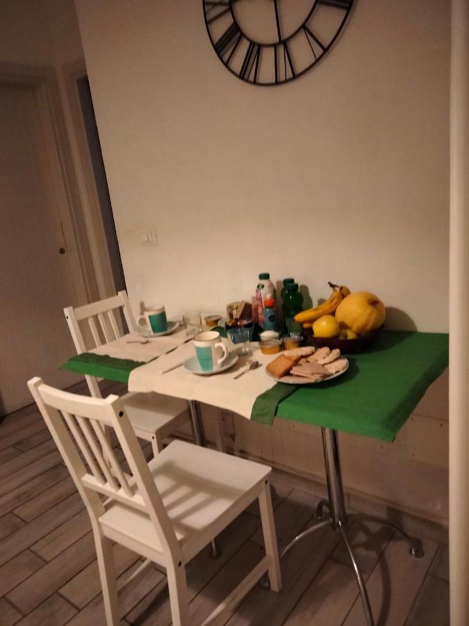 Ferienwohnung Casavacanzacentrale Privato Bologna Exterior foto